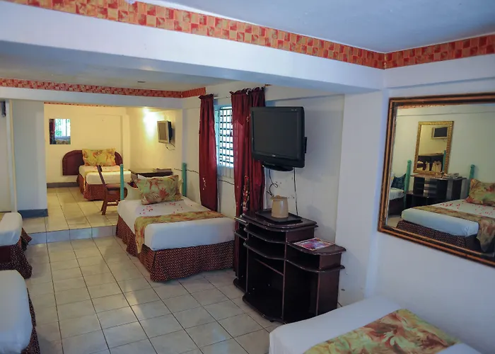 Glorianna Hotel 3*