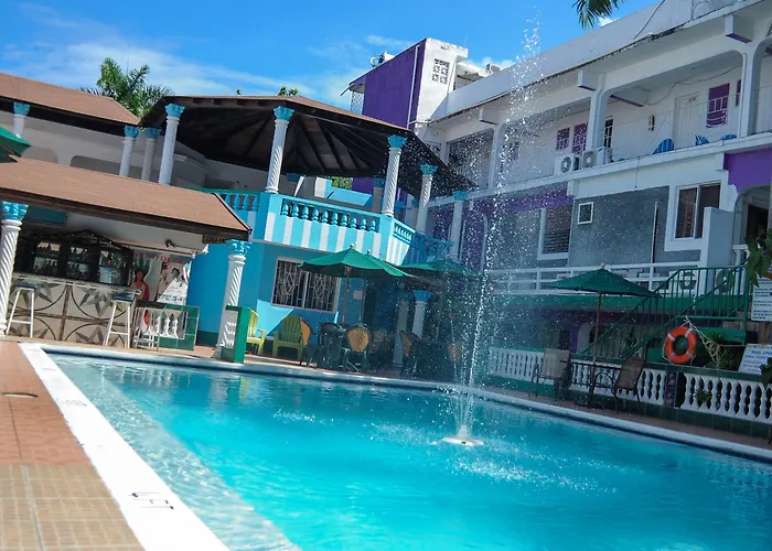 Glorianna Hotel 3*