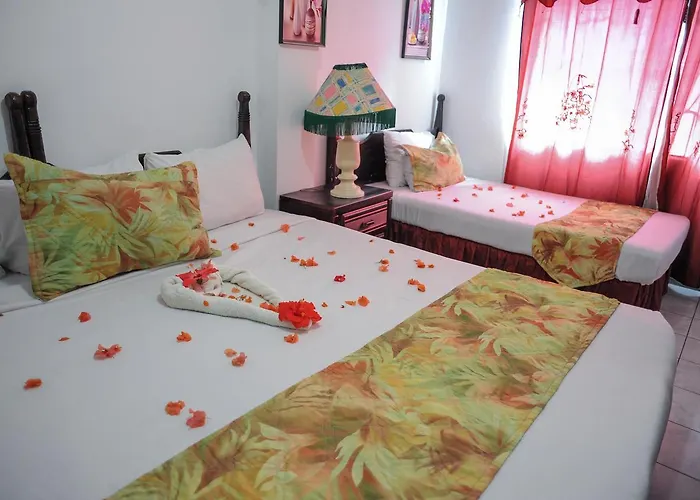 Glorianna Hotel 3*