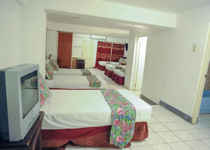 Glorianna Hotel
