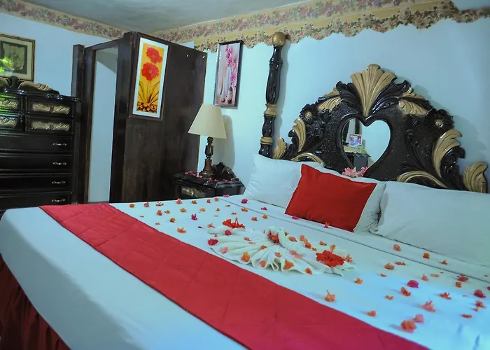 Hotel Glorianna 3*